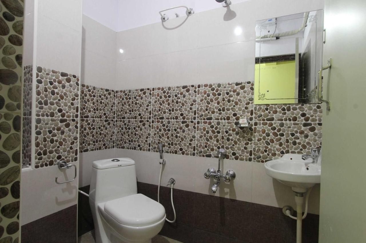 Hotel O V R Residency Near Sri Amruth Chithra Mandira Bangalore Exterior photo