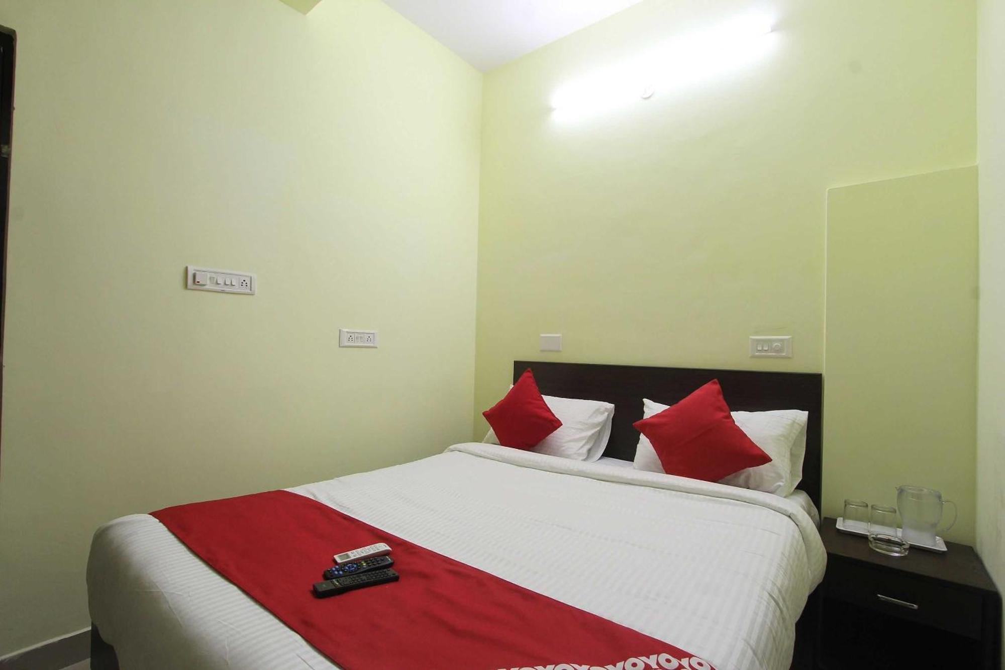Hotel O V R Residency Near Sri Amruth Chithra Mandira Bangalore Exterior photo