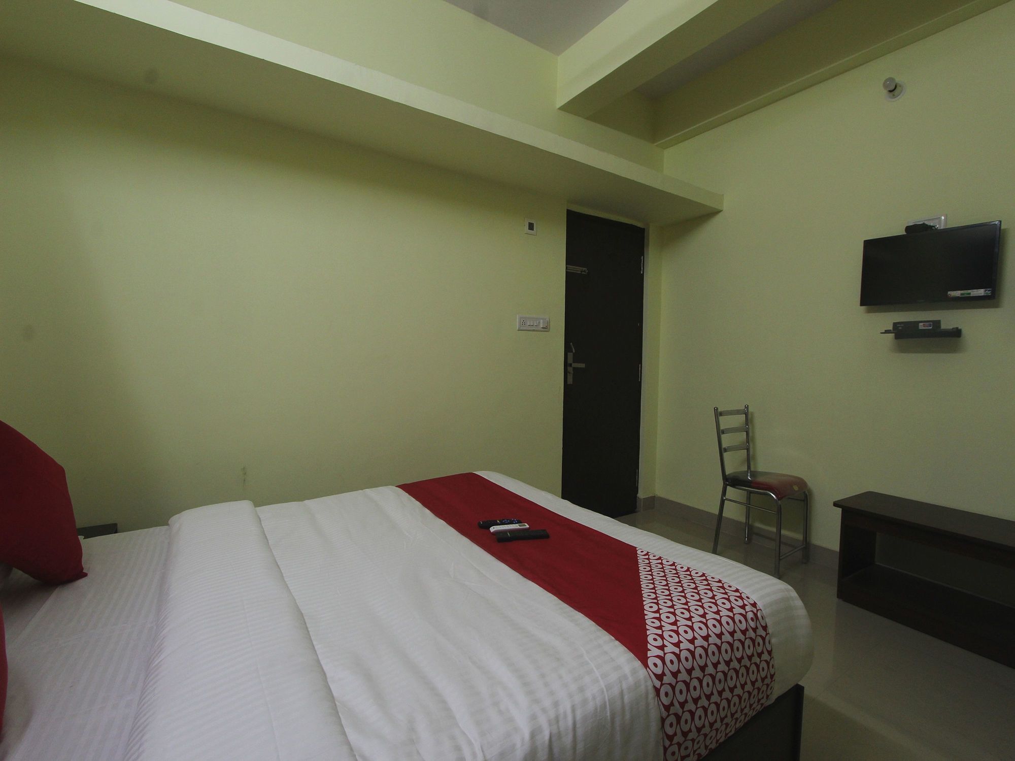 Hotel O V R Residency Near Sri Amruth Chithra Mandira Bangalore Exterior photo